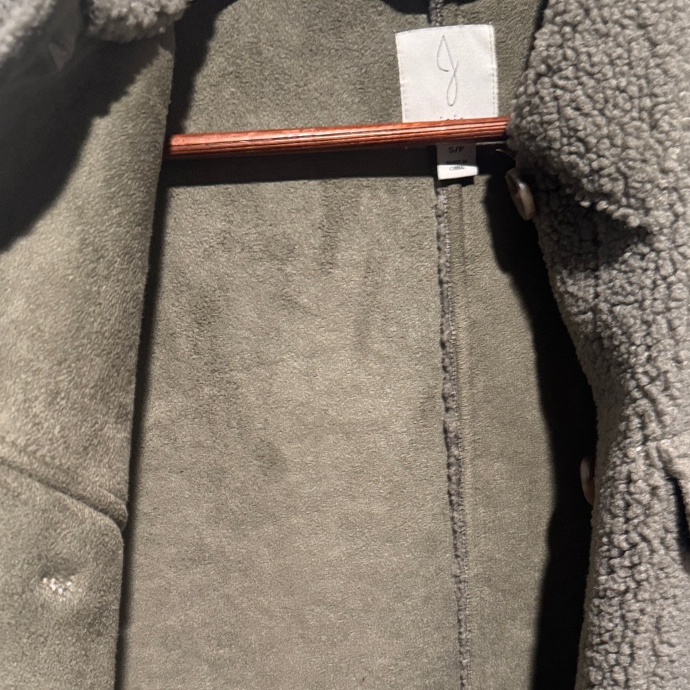 JOIE Shirt Jacket Womens Small Sherpa Fleece Suede Lined Button Front Sage Green - Picture 3 of 4